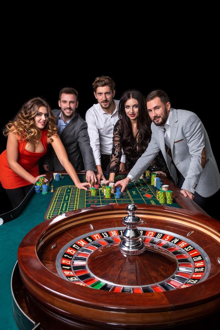 Buffalo King slot interface showing reel layout and paytable on densustoto login
